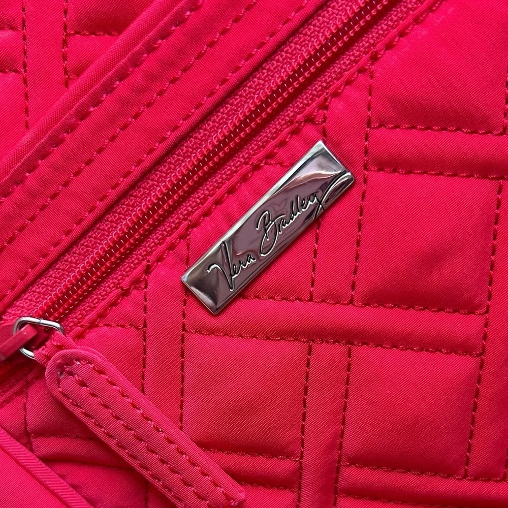 Vera Bradley quilted red shoulder bag bold color.classic diamond quilted design